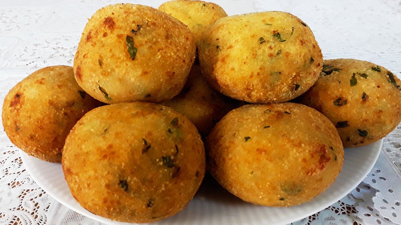 Bolinho de batata crocante