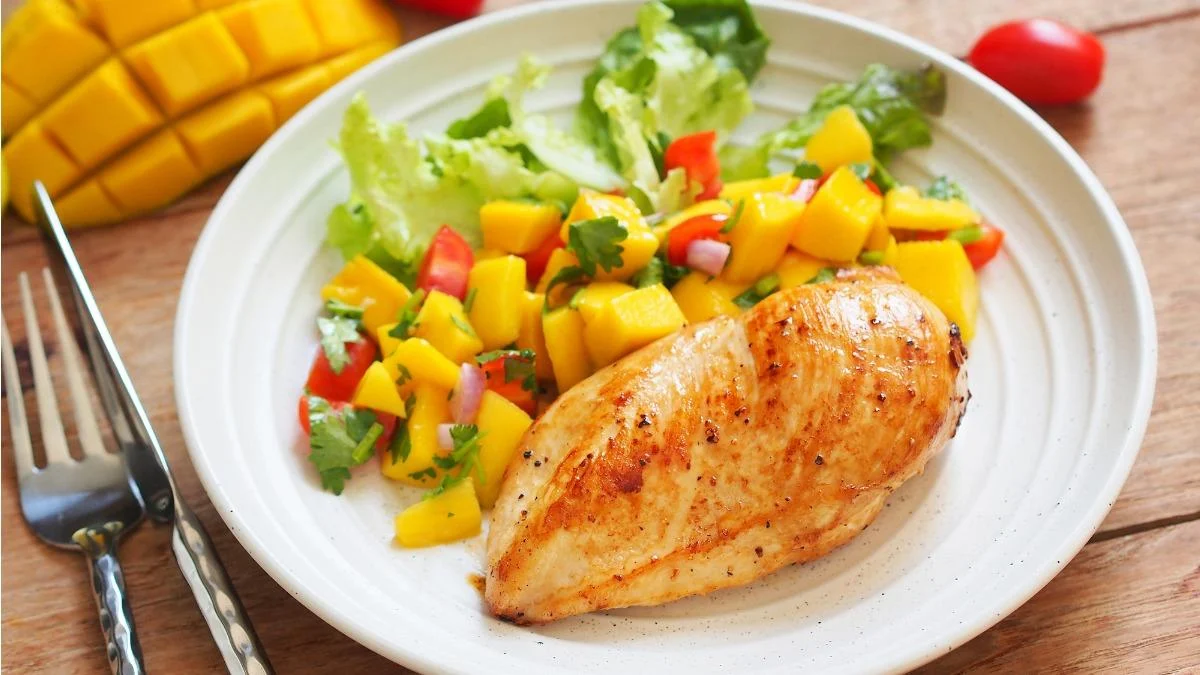 Frango grelhado com molho de manga