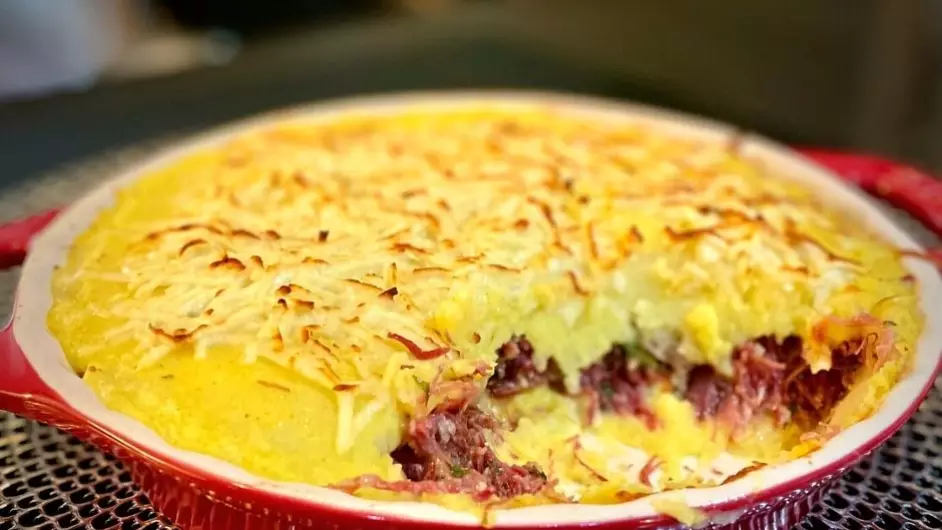 escondidinho de carne seca
