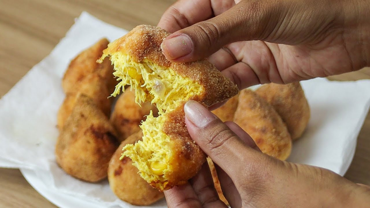Coxinha de frango sem massa