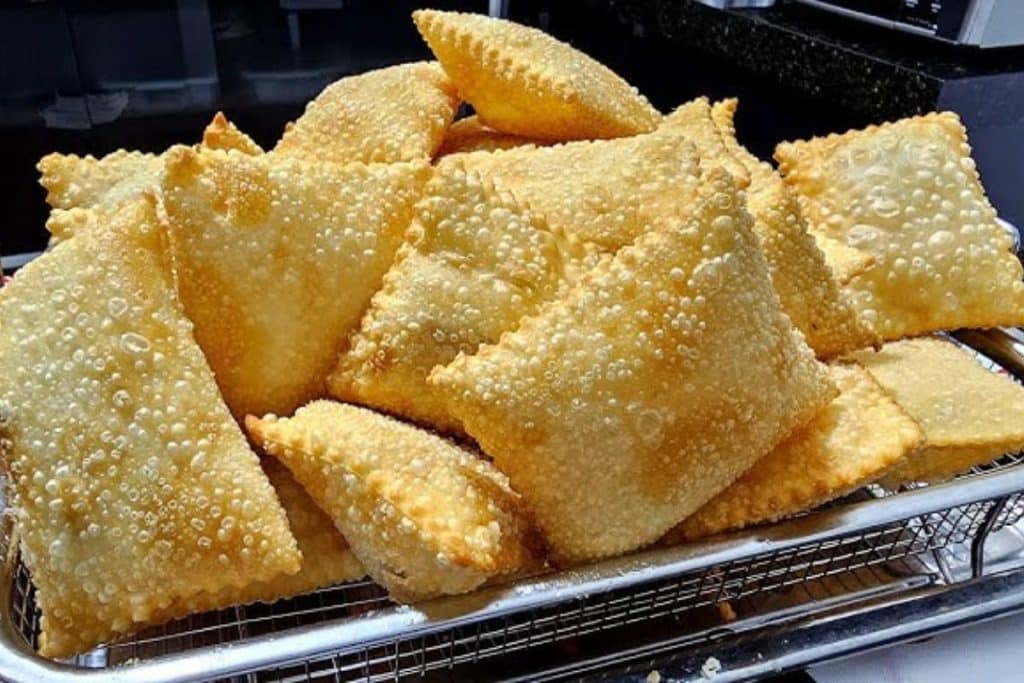Massa De Pastel De Feira