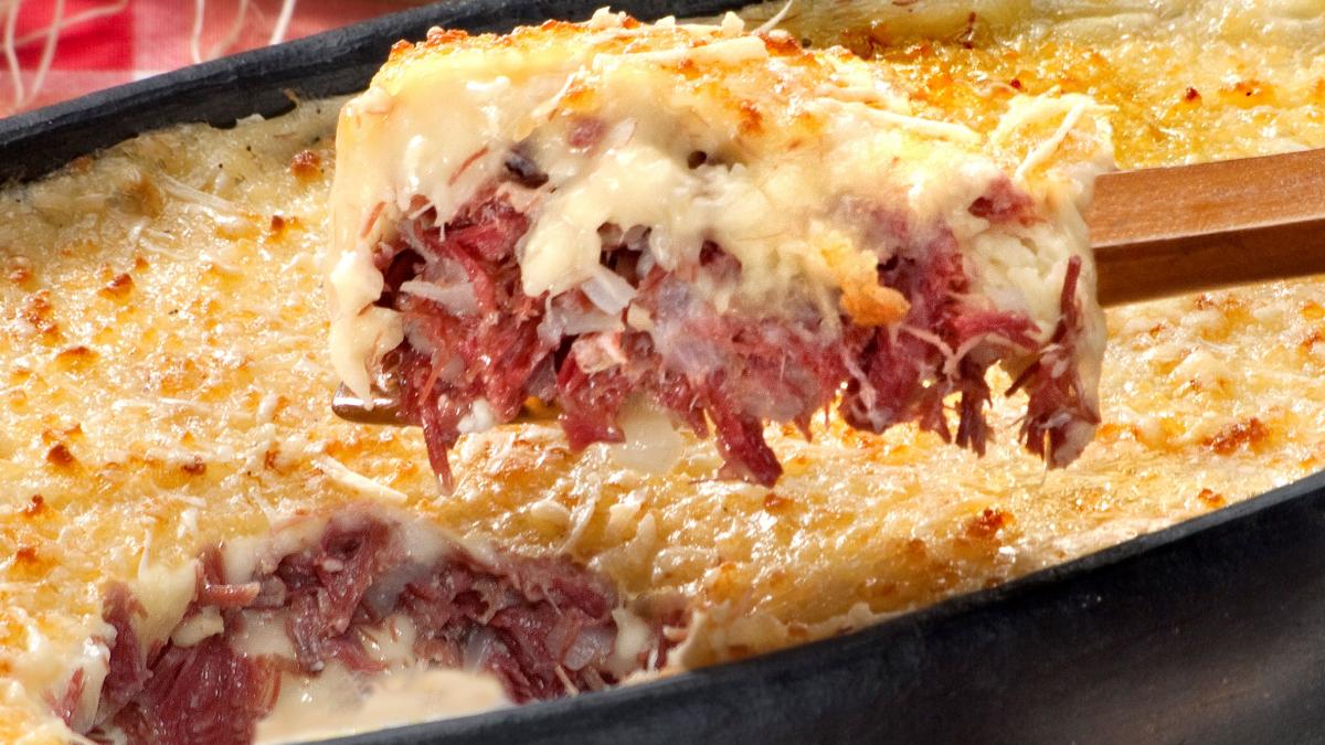 Escondidinho de carne seca