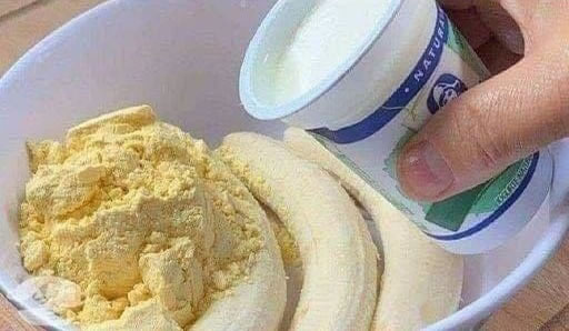 Pãezinhos Macios de Banana e Fubá