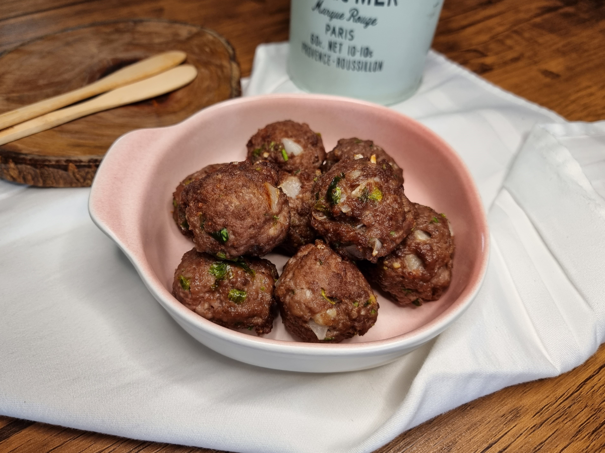 Bolinho de Carne Moída Recheado